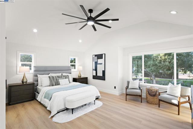 3198 Vintage Crest Dr, San Jose CA: https://media.crmls.org/mediaz/4d26e8e4-94e3-4126-a5df-c84f4b6aa767.jpg