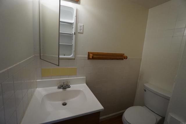 1521 Malta Avenue, Chula Vista CA: https://media.crmls.org/mediaz/4d271a4c-e93b-44c5-bcb0-ac8e8c18fbaa.jpg