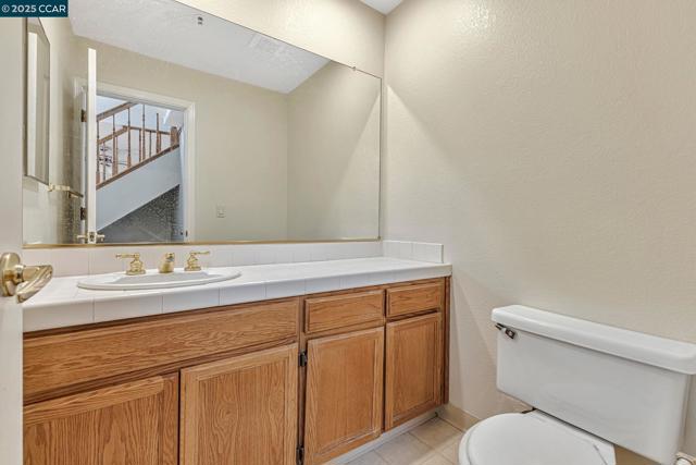 32 Shoal Dr, Vallejo CA: https://media.crmls.org/mediaz/4d27d4be-aefe-4cc6-b98a-707889745786.jpg