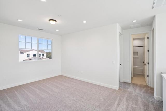 607 Santa Ynez Way, Marina CA: https://media.crmls.org/mediaz/4d284cc7-598f-47e4-ad38-5db865b9140d.jpg