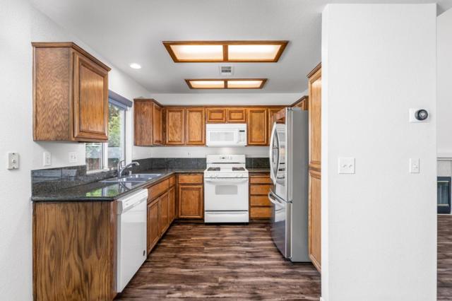 4325 Heritage Place, Stockton CA: https://media.crmls.org/mediaz/4d2ab7b8-258b-4e47-9ece-c40f6729169f.jpg