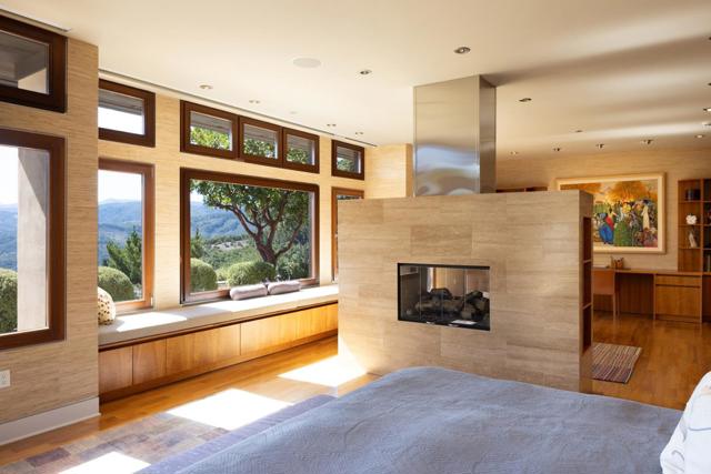 53 Marguerite, Carmel CA: https://media.crmls.org/mediaz/4d2b0a70-f5b5-4571-bda0-f4970d073831.jpg