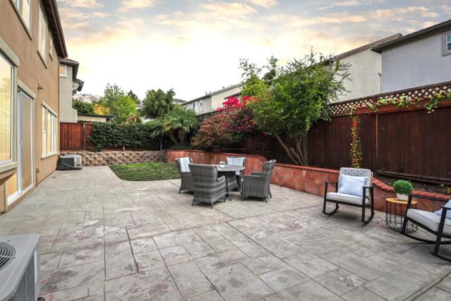 3823 Mosher Drive, San Jose CA: https://media.crmls.org/mediaz/4d2b3e75-dd09-4deb-922f-a471dbc0cf8d.jpg