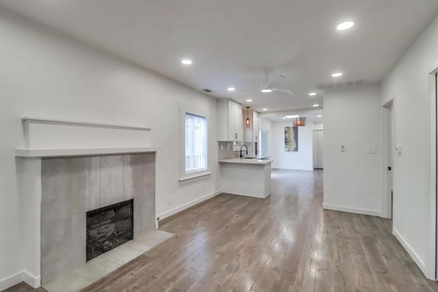3080 Island Ave, San Diego CA: https://media.crmls.org/mediaz/4d2b81a6-ebab-42cf-8d02-23aaa996ff52.jpg