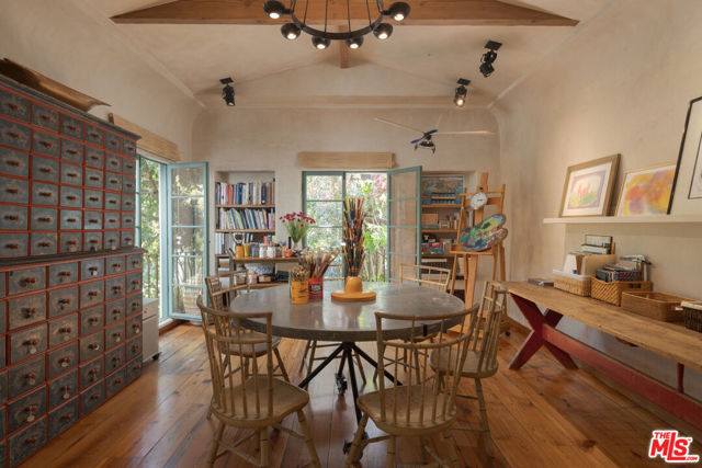 350 N Cliffwood Avenue, Los Angeles CA: https://media.crmls.org/mediaz/4d2c6c42-fa92-4bb3-8837-8ff683abeb63.jpg