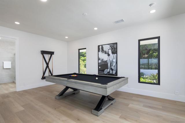 1561 La Plaza, San Marcos CA: https://media.crmls.org/mediaz/4d2e70fc-c435-44ce-9457-7355fffdcc38.jpg