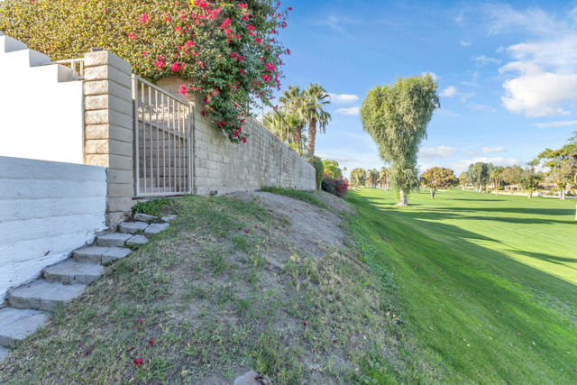 Image 60 of 96 For 42780 Caballeros Drive