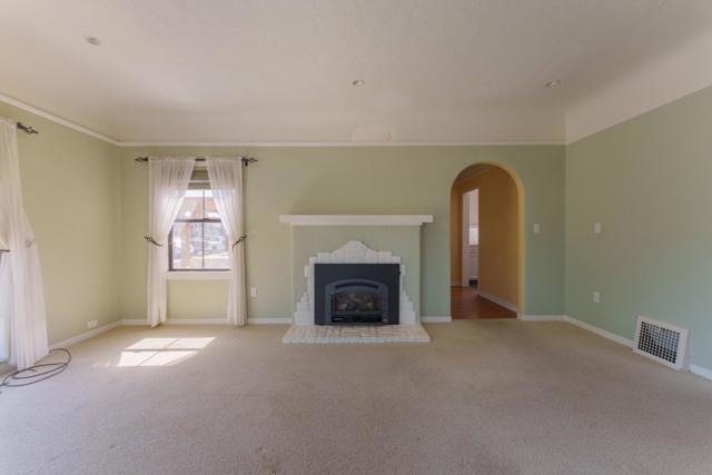 13 Orange Drive, Salinas CA: https://media.crmls.org/mediaz/4d2f4fd9-9b18-4e3d-bf34-091089844ddb.jpg