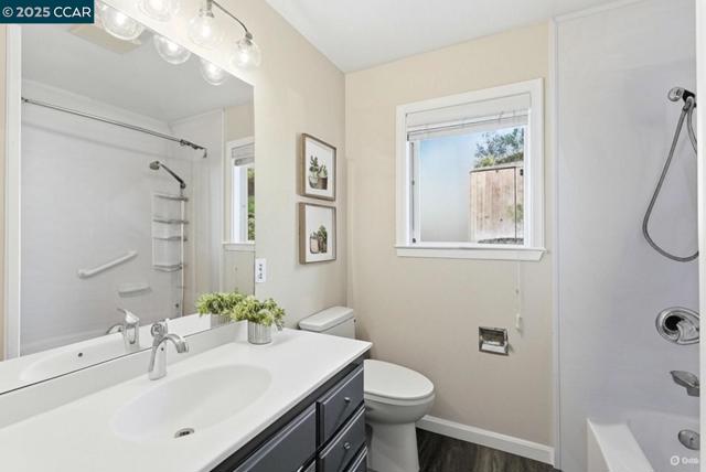 198 Pulido Rd, Danville CA: https://media.crmls.org/mediaz/4d2f763f-9f33-4bf4-8e79-50877160d4ce.jpg