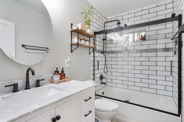 4533 Olive Avenue, La Mesa CA: https://media.crmls.org/mediaz/4d30f43b-313e-4fc9-9d24-e34455e5f36b.jpg