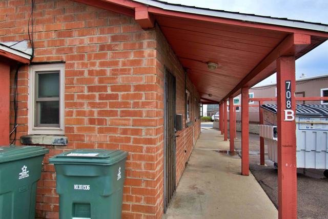 708 H Street, Chula Vista CA: https://media.crmls.org/mediaz/4d3126f3-ec24-4f39-958b-8864efa4a9d5.jpg