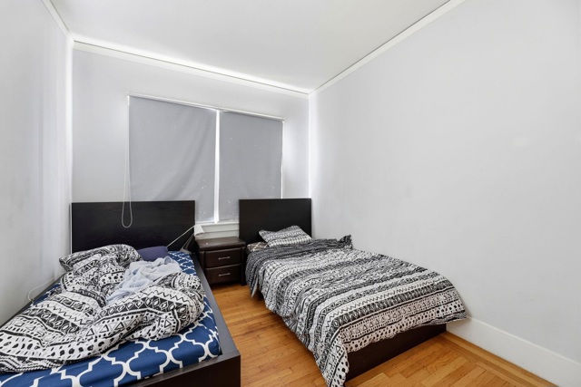 Image 25 of 31 For 1813 Sacramento St