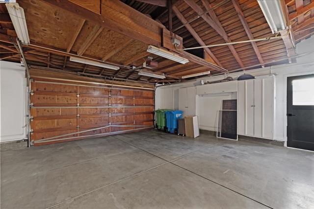 1942 Sherman Dr, Union City CA: https://media.crmls.org/mediaz/4d31da5e-bc88-44c0-96c2-4ba9e204a7be.jpg