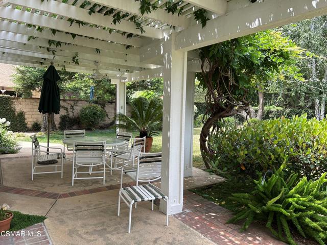 6335 Germania Court, Agoura Hills CA: https://media.crmls.org/mediaz/4d3274d7-d3a4-4ffb-bbab-dc8b58de1ce4.jpg