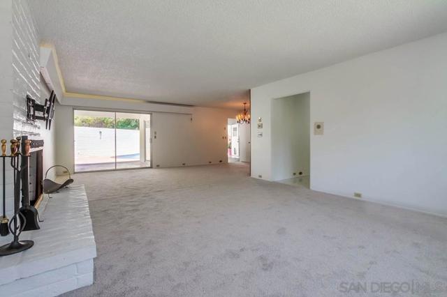 4711 ASHBY ST, San Diego CA: https://media.crmls.org/mediaz/4d3397fc-f099-42f8-a4ba-1ff732d03fdc.jpg