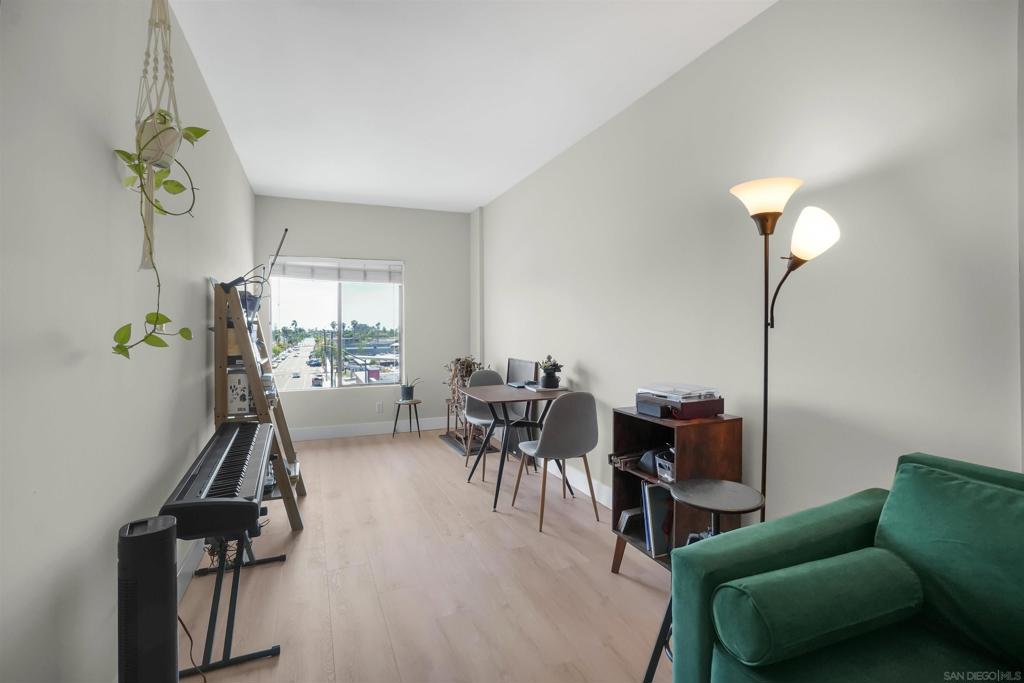 2828 University Ave - photo 8