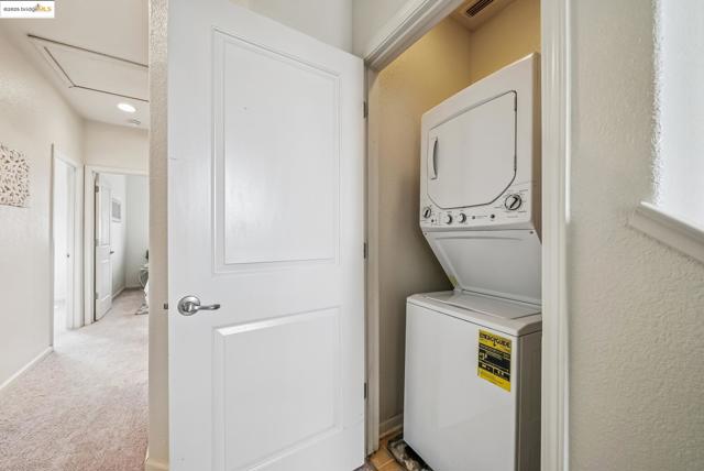 1861 Parkside Dr, Concord CA: https://media.crmls.org/mediaz/4d354674-0288-4b29-9d71-e60adb397700.jpg