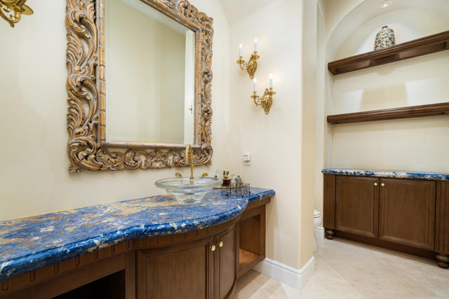 80614 Via Pessaro, La Quinta CA: https://media.crmls.org/mediaz/4d35914c-7ef9-44cb-9c58-22561de8fe96.jpg
