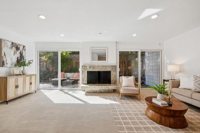 64 Los Altos Square, Los Altos CA: https://media.crmls.org/mediaz/4d35cb95-cffd-45fa-9d80-ab4981b6a4c1.jpg