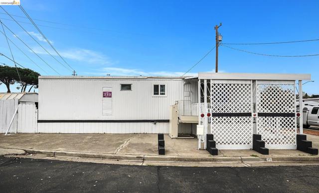 Image 2 of 26 For 210 Cypress  