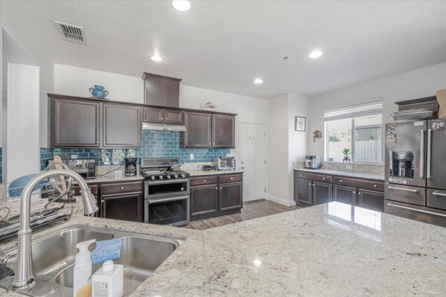 Image 6 of 18 For 7533 Hazelton Way
