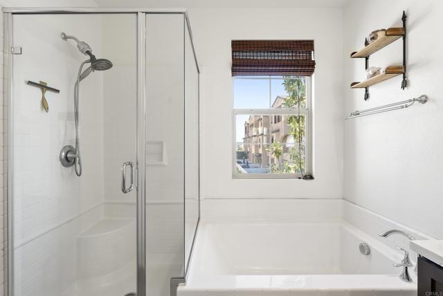 1212 Via Lucero, Oceanside CA: https://media.crmls.org/mediaz/4d371227-2c5c-43c2-94fa-07d6d3ae4c42.jpg