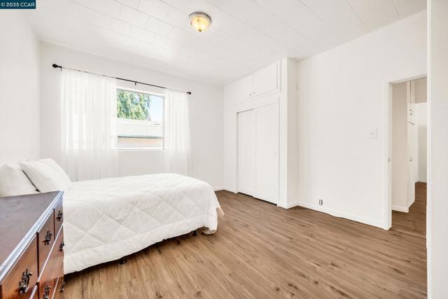367 Rose Avenue, Pleasanton CA: https://media.crmls.org/mediaz/4d381217-1ccb-4022-bc0f-0f923fdb69d3.jpg