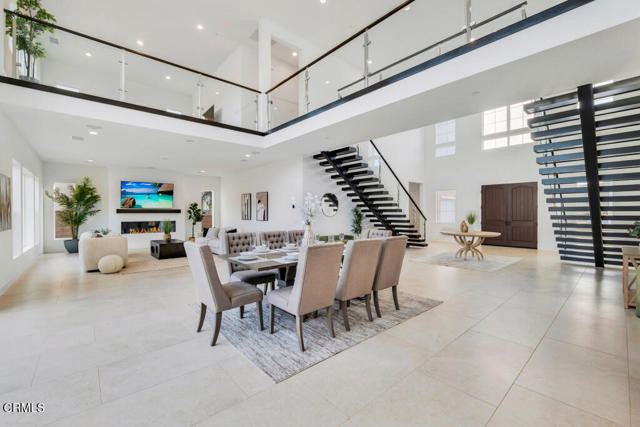 Detail Gallery Image 7 of 70 For 11944 N Red Hawk Ln, Porter Ranch,  CA 91326 - 5 Beds | 5 Baths