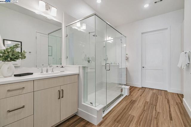 2359 Halogen Cmn, Fremont CA: https://media.crmls.org/mediaz/4d3b0b9b-212b-4334-b345-7bb04aaaa500.jpg