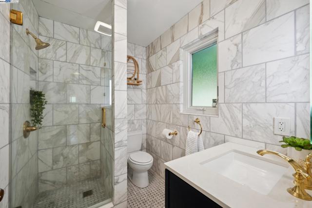 3434 LITTLE LANE, Lafayette CA: https://media.crmls.org/mediaz/4d3b1c47-88c5-4e58-99f4-cc25498b9fe8.jpg