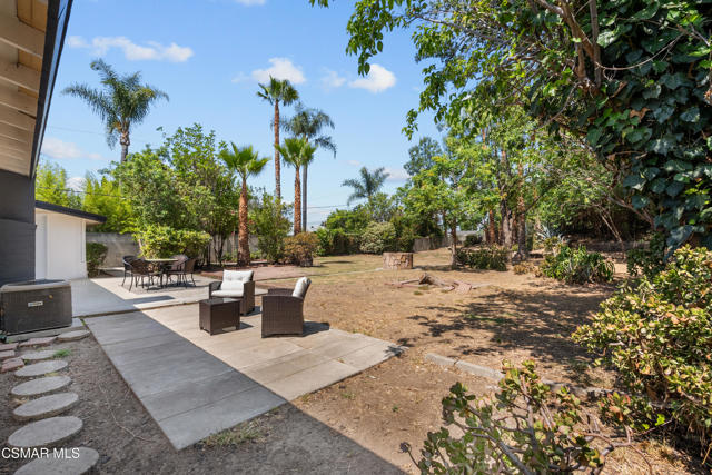 3167 Waco Avenue, Simi Valley CA: https://media.crmls.org/mediaz/4d3c195b-7701-4394-98b5-0dd5afa9e8b9.jpg
