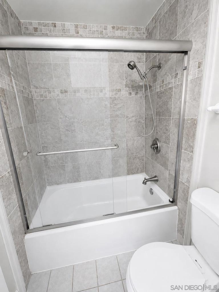 1605 Hotel Circle S - photo 11