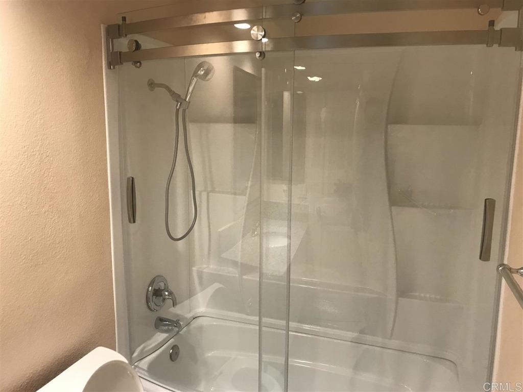 11417 Poblado Road - photo 15