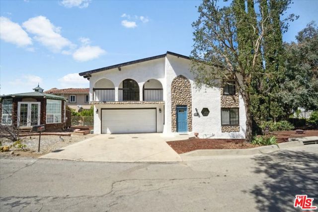 Image 2 for 23539 Valley View Rd, Calabasas, CA 91302