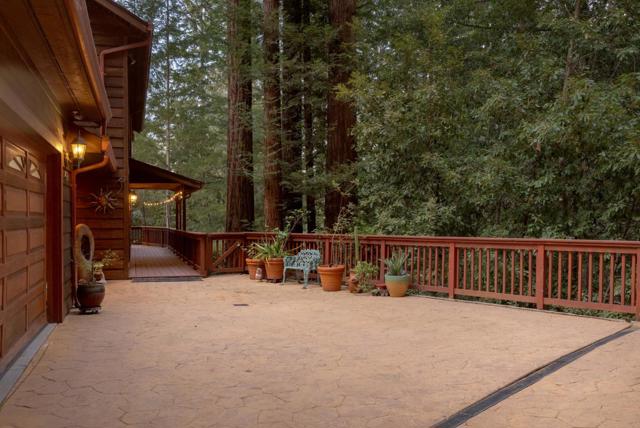 489 Northridge Drive, Scotts Valley CA: https://media.crmls.org/mediaz/4d3c79da-707e-4ec8-84d3-7897e5765e30.jpg