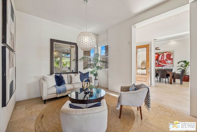 2 Varsity Circle, Rancho Mirage CA: https://media.crmls.org/mediaz/4d3cd98a-01ca-460c-95c0-c6d499cf58a0.jpg