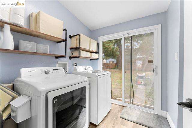 2016 104th AVE, Oakland CA: https://media.crmls.org/mediaz/4d3d2bc4-3673-4548-94f0-42b809e1daa0.jpg