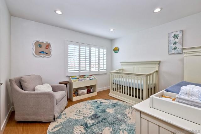 1174 Locust St, San Diego CA: https://media.crmls.org/mediaz/4d3d3c91-162d-477d-a2e0-d69550d35880.jpg