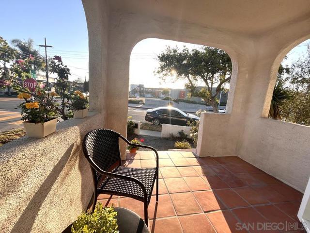 4603 35th St, San Diego CA: https://media.crmls.org/mediaz/4d3d9542-0542-4f15-a2fb-786f45e91c6a.jpg
