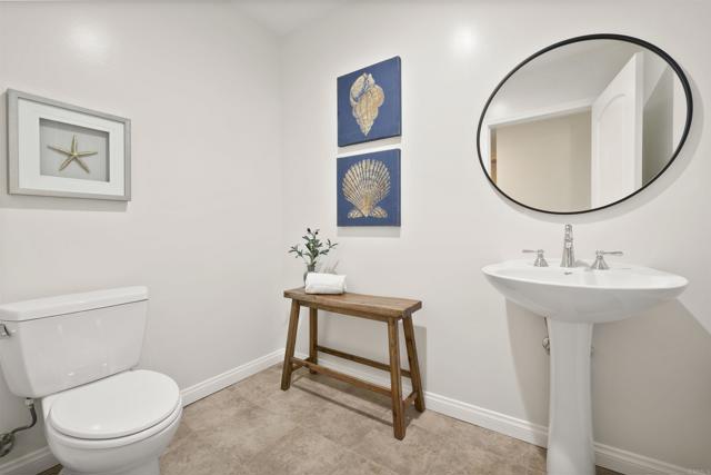 301 Mission Avenue, Oceanside CA: https://media.crmls.org/mediaz/4d3dac0c-5e33-480a-bb57-754c9aa65404.jpg