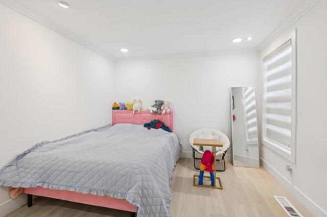 3811 Mckee Road, San Jose CA: https://media.crmls.org/mediaz/4d3ddfa9-01d1-4ebc-be2b-c11787fd0799.jpg