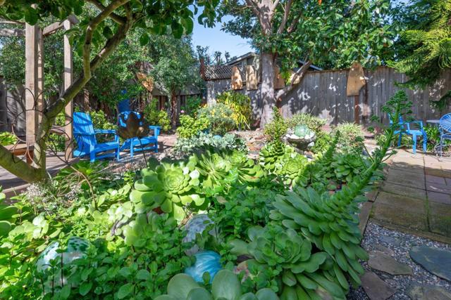 4355 Opal Cliff Drive, Santa Cruz CA: https://media.crmls.org/mediaz/4d3e0c09-e631-42f9-bb58-1666c0055650.jpg