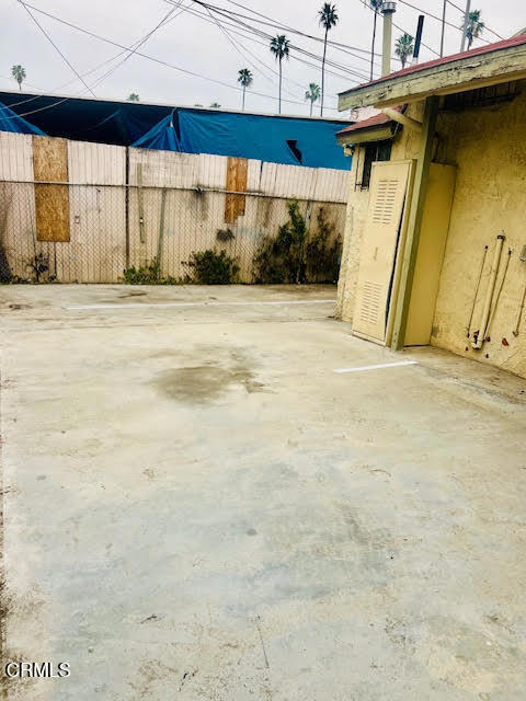 Detail Gallery Image 8 of 10 For 3443 3445 9th Ave, Los Angeles,  CA 90018 - – Beds | – Baths