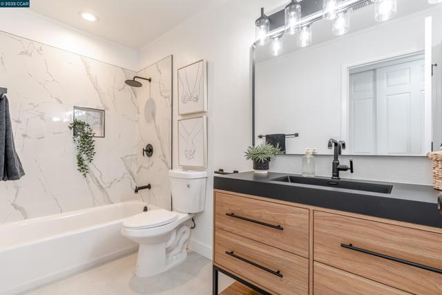 1400 Granada St, Vallejo CA: https://media.crmls.org/mediaz/4d4076e4-17be-4407-ac99-624eda175314.jpg