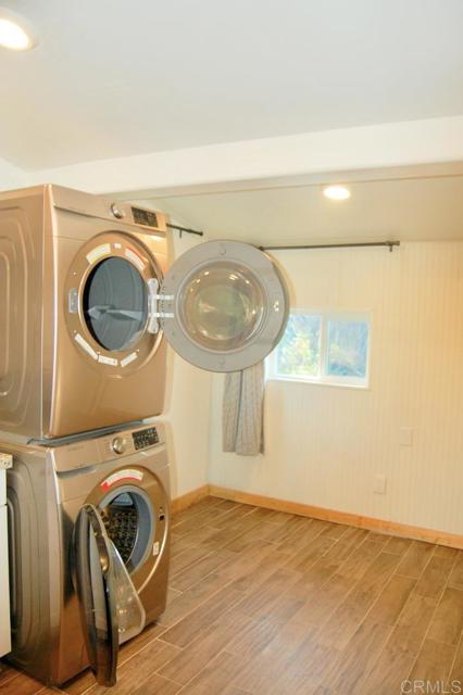 Image 2 of 13 For 1028 Prospect  B
