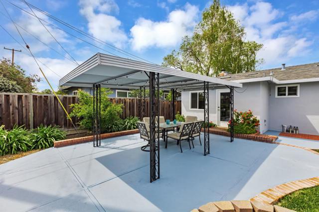 2806 Ruth Court, Santa Clara CA: https://media.crmls.org/mediaz/4d41b64d-2d3b-48f6-8fe4-6b8b963fbc49.jpg
