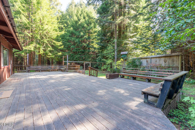 Detail Gallery Image 11 of 44 For 12141 Pinewood Rd, Mendocino,  CA 95460 - 3 Beds | 2 Baths
