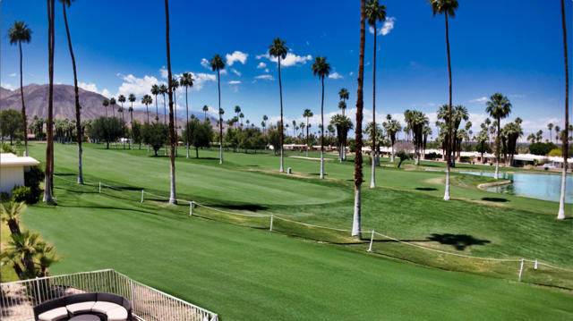 73700 Grapevine Street, Palm Desert CA: https://media.crmls.org/mediaz/4d42bcaf-59e5-4f11-9379-b52f55a36827.jpg
