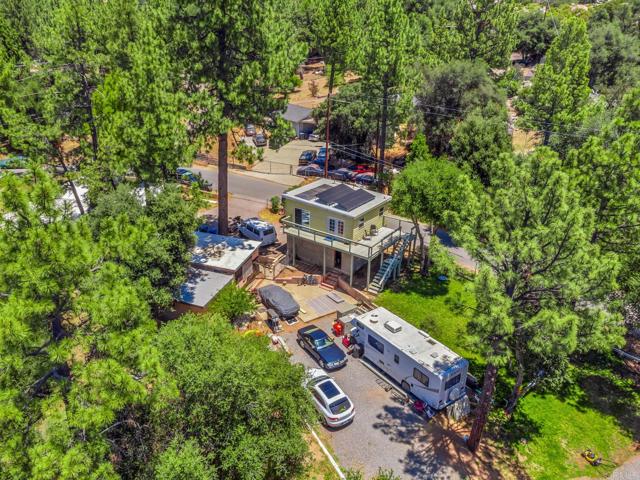 28919 Deer Creek Trail, Pine Valley CA: https://media.crmls.org/mediaz/4d43a398-23f5-4385-b530-3c6620ff28ec.jpg