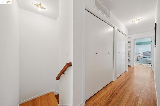 120 Hill Rd, Berkeley CA: https://media.crmls.org/mediaz/4d43c3c7-710c-4a1e-8cfa-4341f26b927f.jpg